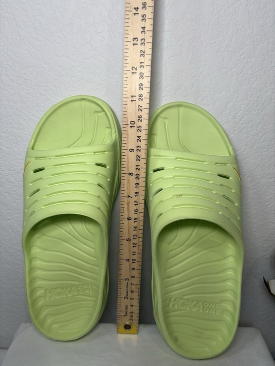 HOKA Ora Recovery Slides Lime Green Comfort Sandals Unisex Men10 Women12 Slip On main image 9